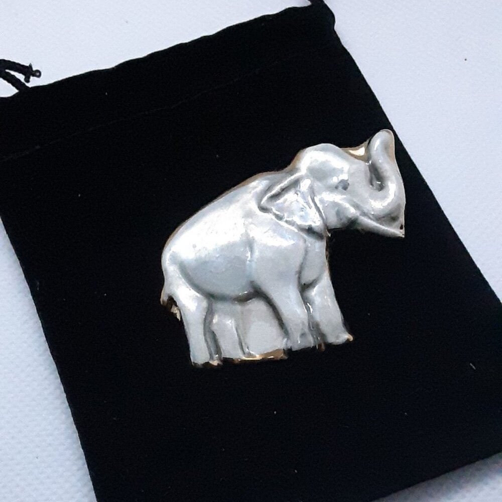 NEW Collectable Prosperity ceramic elephant pin - Picture 10 of 11